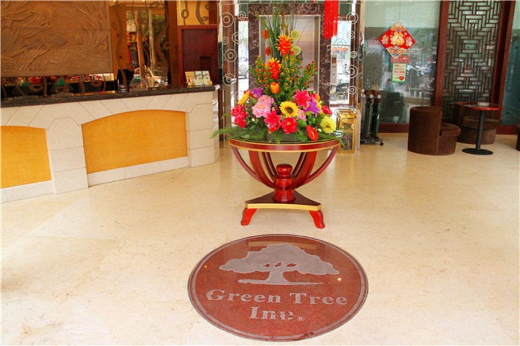 Greentree Inn Sanya He Ping Street Hotel Exterior foto