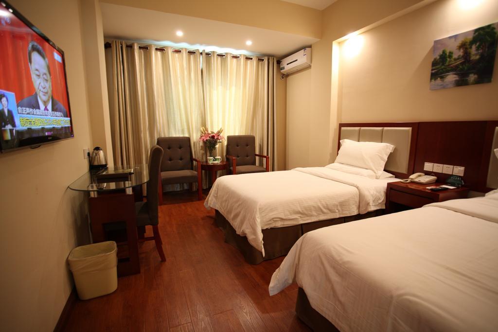 Greentree Inn Sanya He Ping Street Hotel Quarto foto